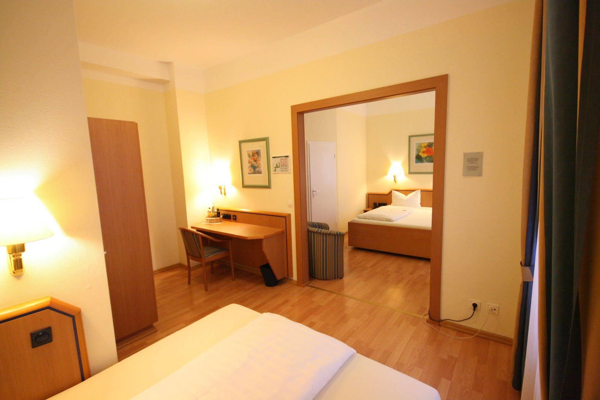 Altstadt Hotel Heidelberg Extérieur photo