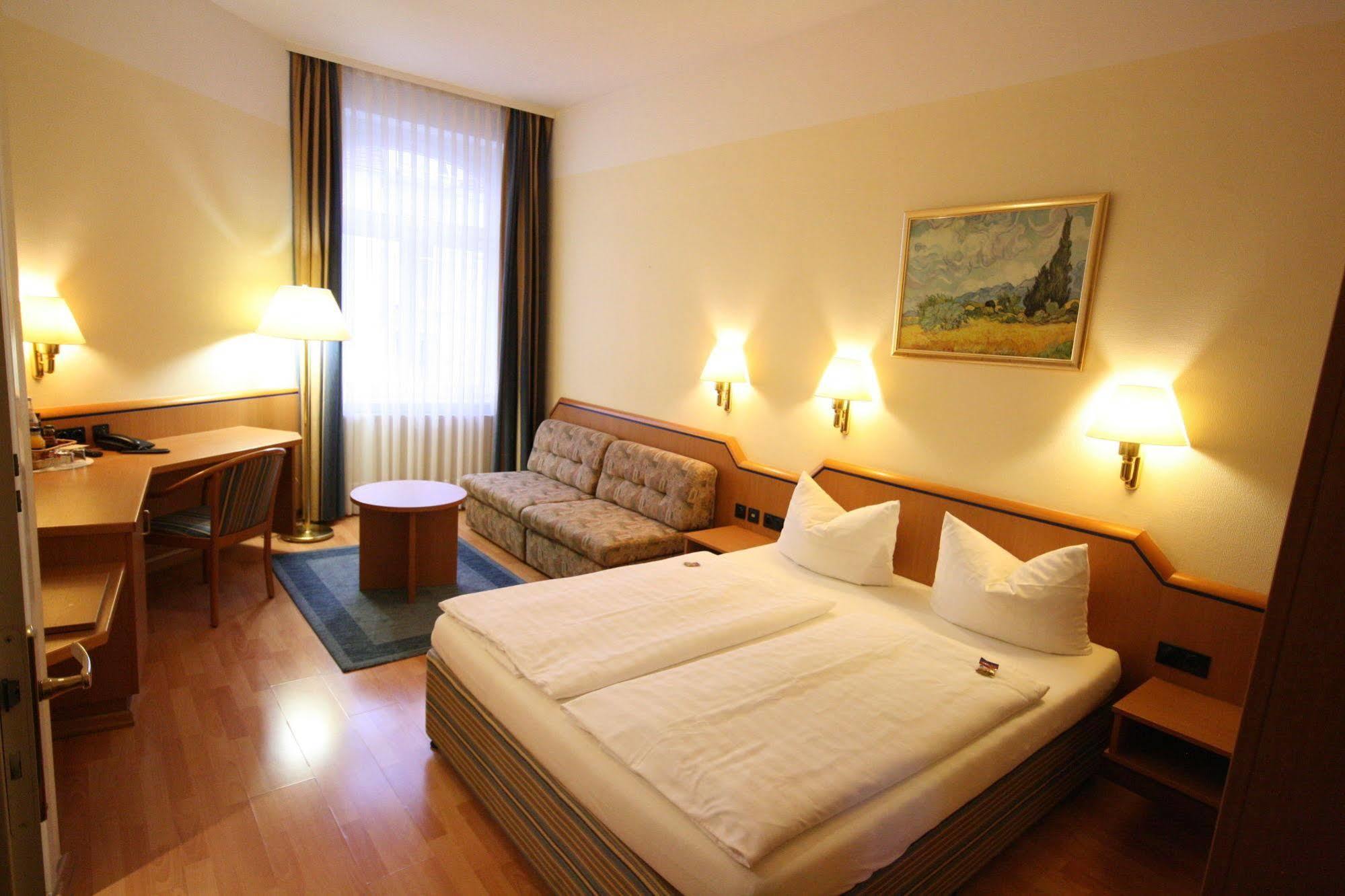 Altstadt Hotel Heidelberg Extérieur photo